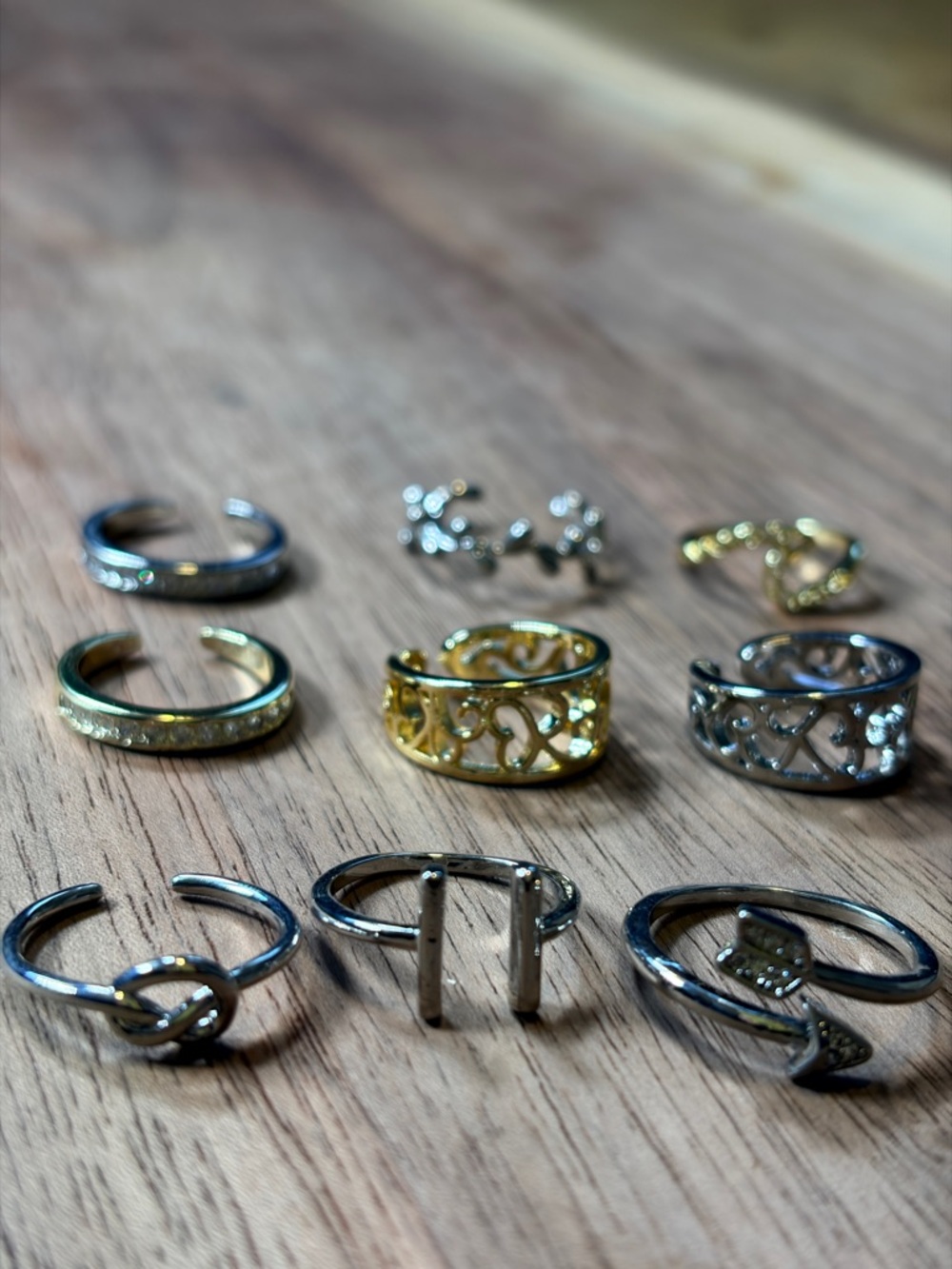 Mixed Metal Decorative Toe Rings Set - Gold & Silver Tones